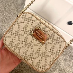 Michael Kors crossbody